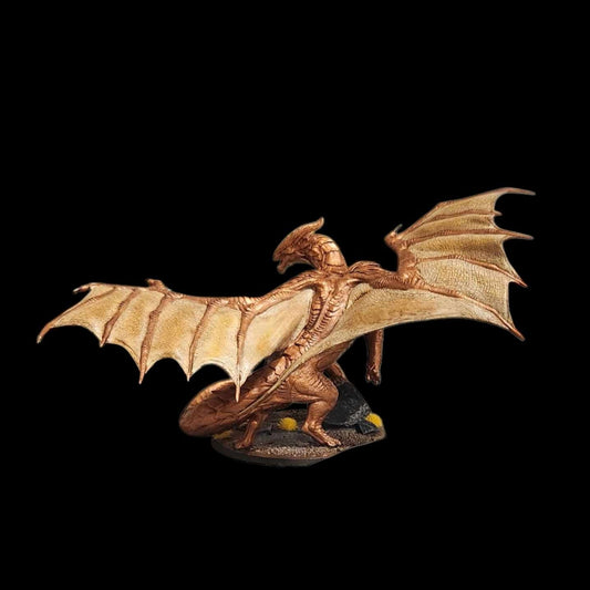 Legendary Metallic Copper Dragon - Stand