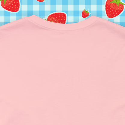 Retro Pin-Up T-Shirt - Quirky Pink Design for Bold Style