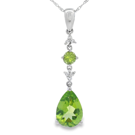 2.35ct Peridot Diamond Fashion Pendants 10KT White Gold